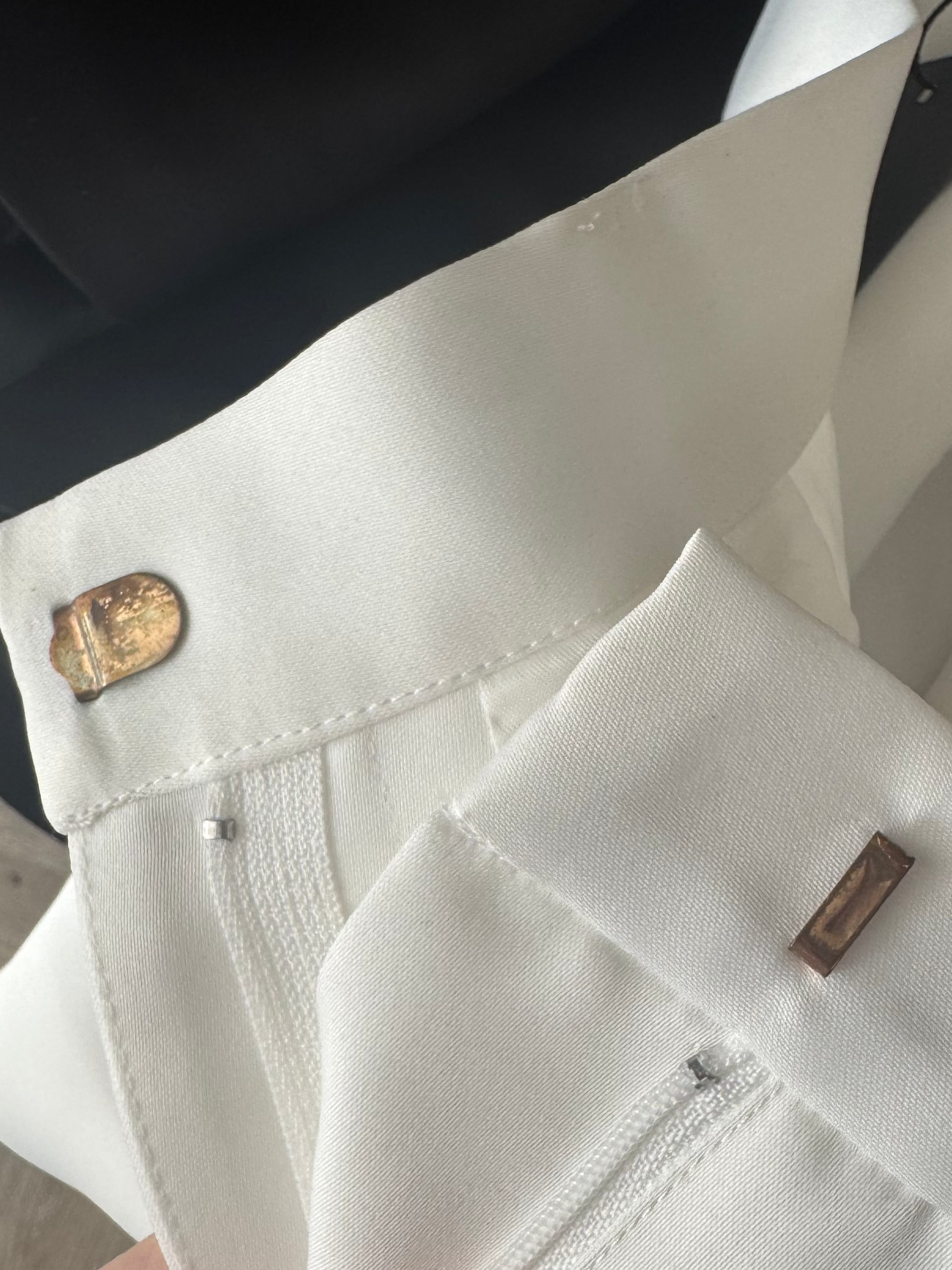 Adorn White Tailored Shorts (Defect)